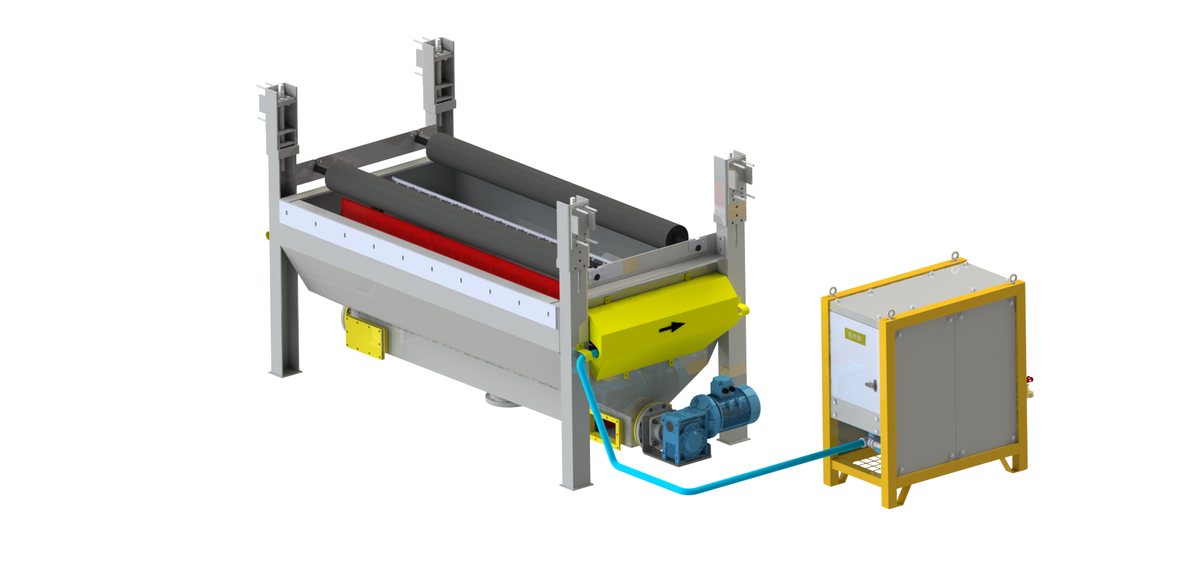 Wet belt-cleaning system