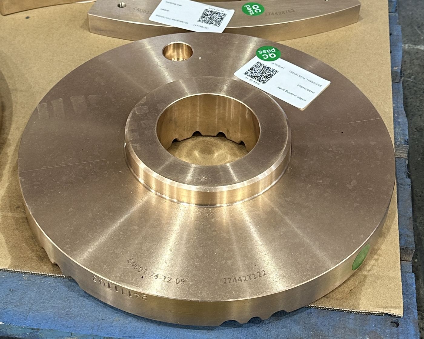 Bronze thrust component